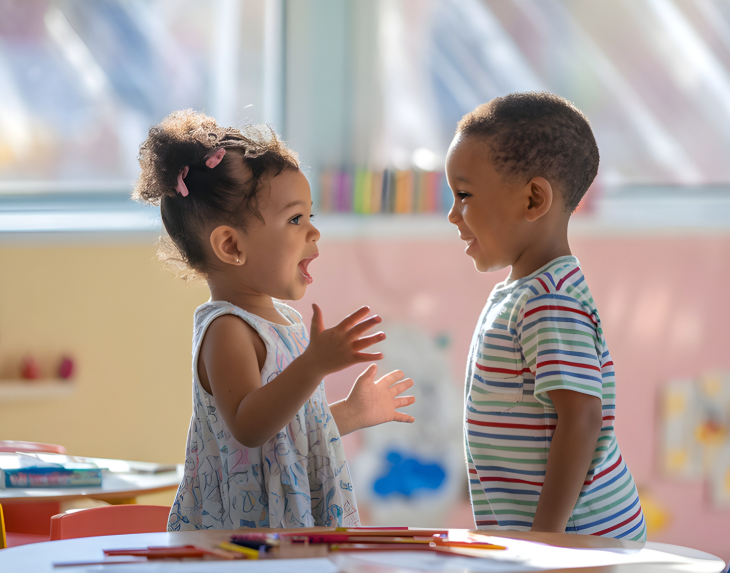 Beitragsbild KiTa Fortbildung - Zwei Kinder in der KiTa